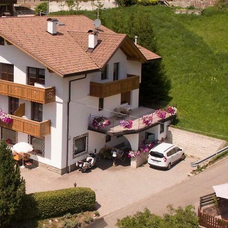 Hotel Garni Ruscel Santa Cristina Val Gardena Exterior photo